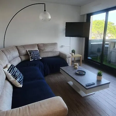 La Roquille, Port Lano, Appart 8 Personnes * Agde